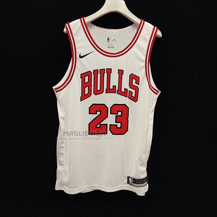 Maglia
 Michael Jordan NO 23 Chicago Bulls Association Autentico
 Bianco
